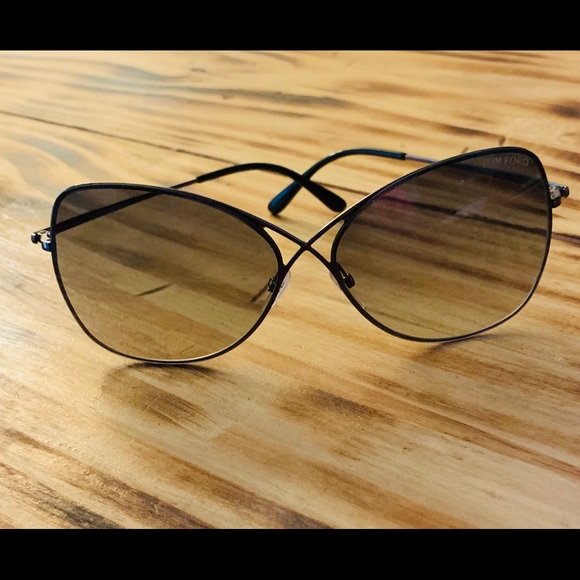Tom Ford Sunglasses - Picture 2 of 5